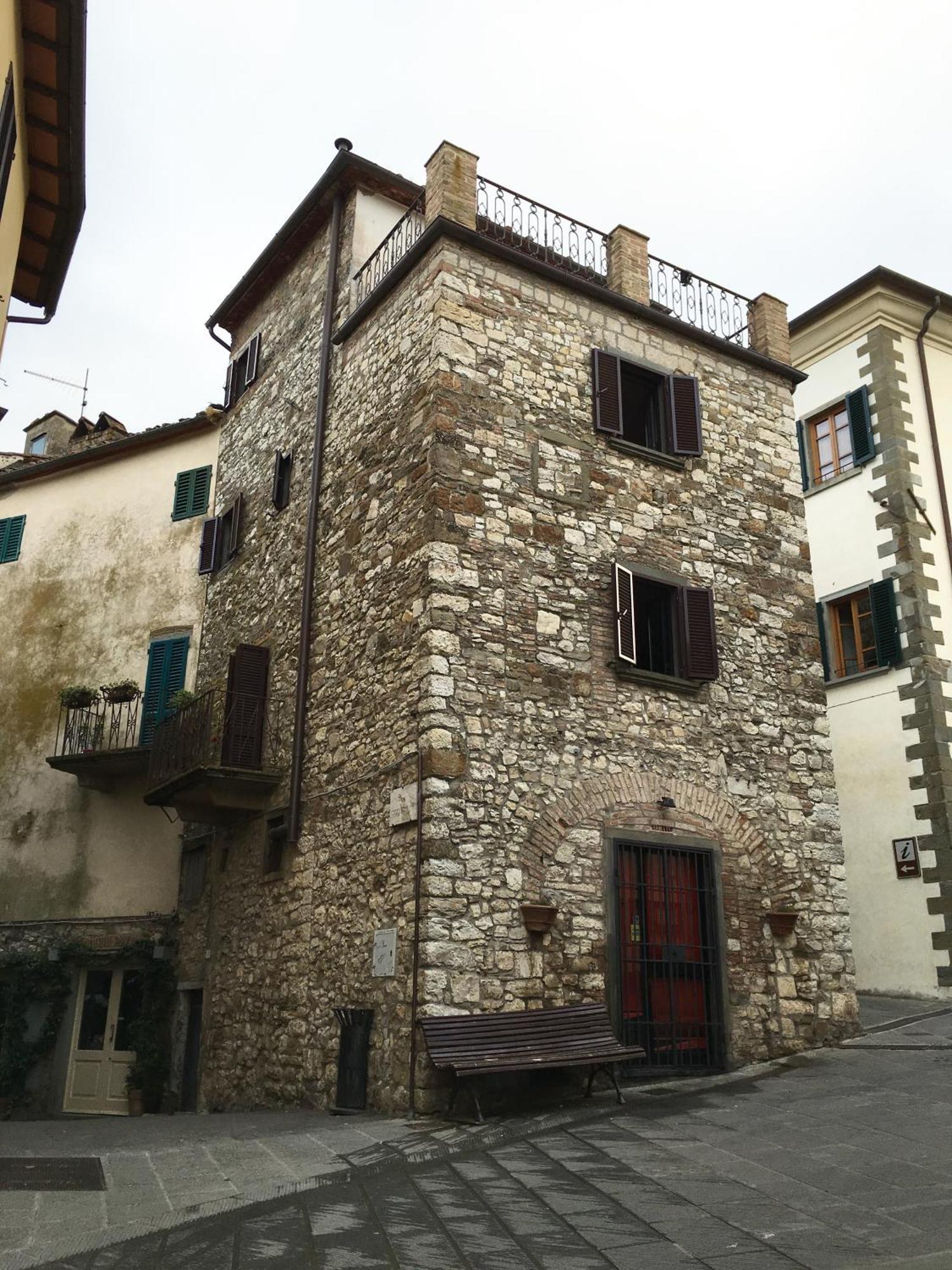 Art Rebus Tower In Tuscany Appartement Radda in Chianti Buitenkant foto